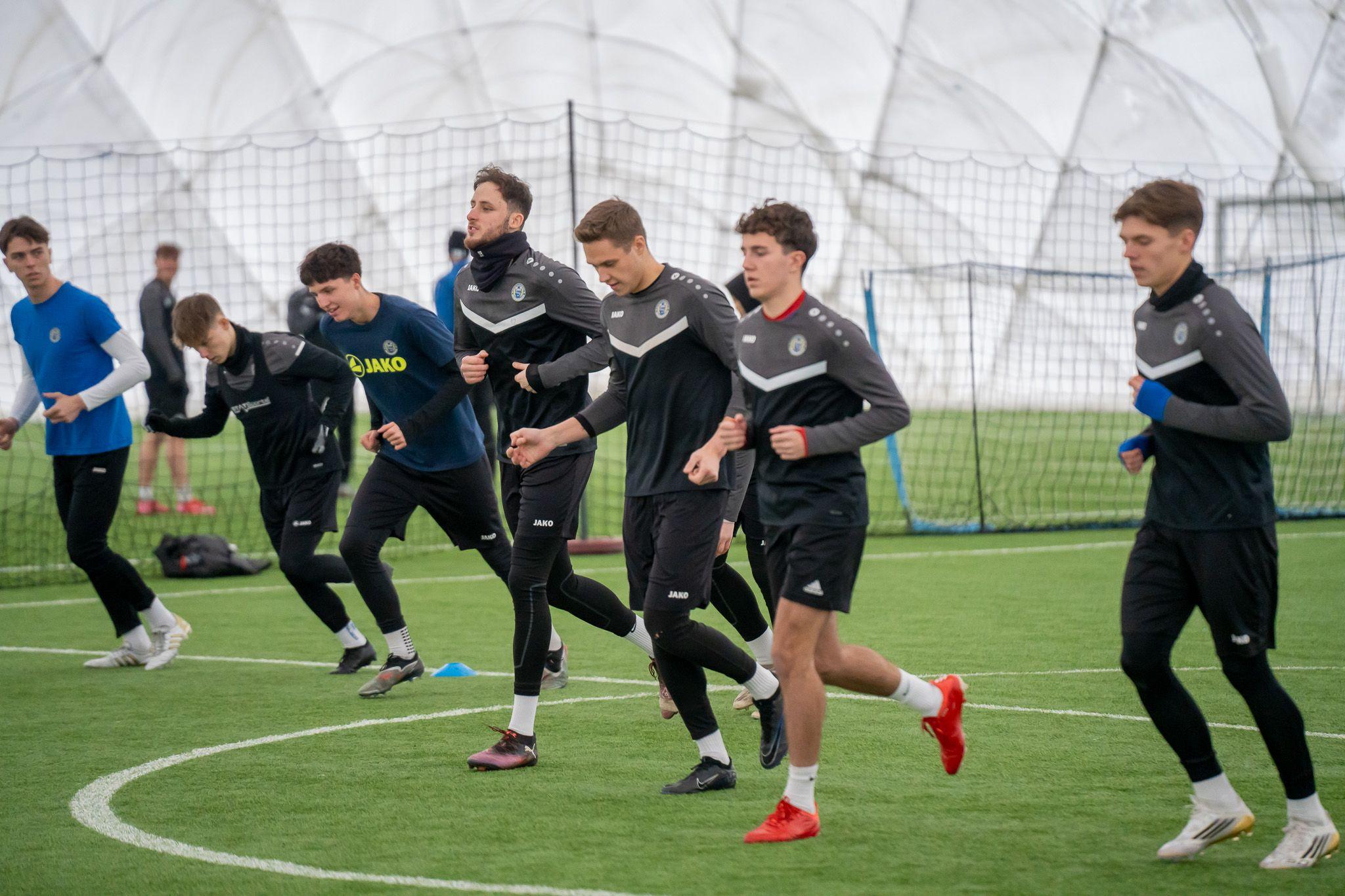 Piłkarze wznowili przygotowania do piłkarskiej wiosny 